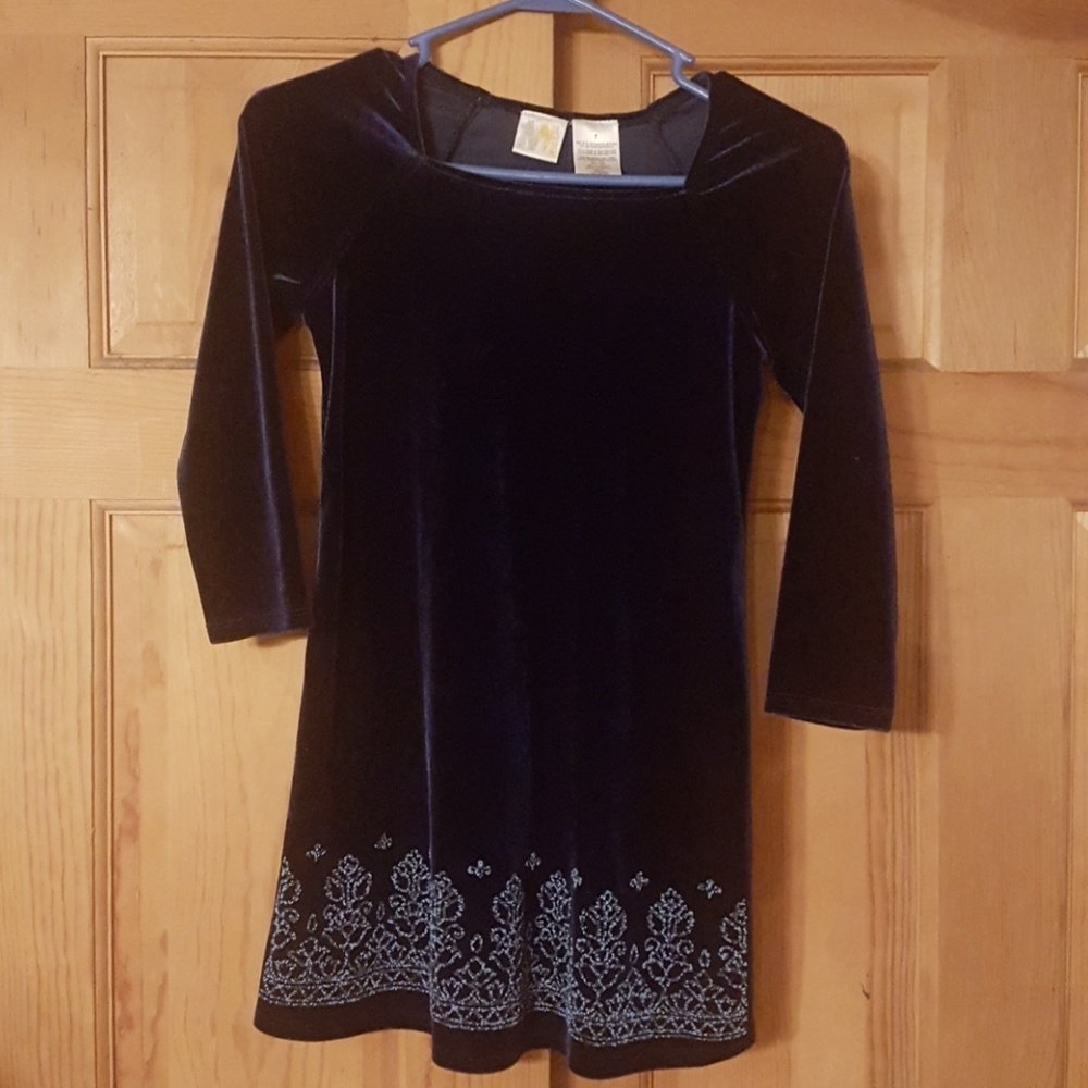 3/4 sleeve velvet dress